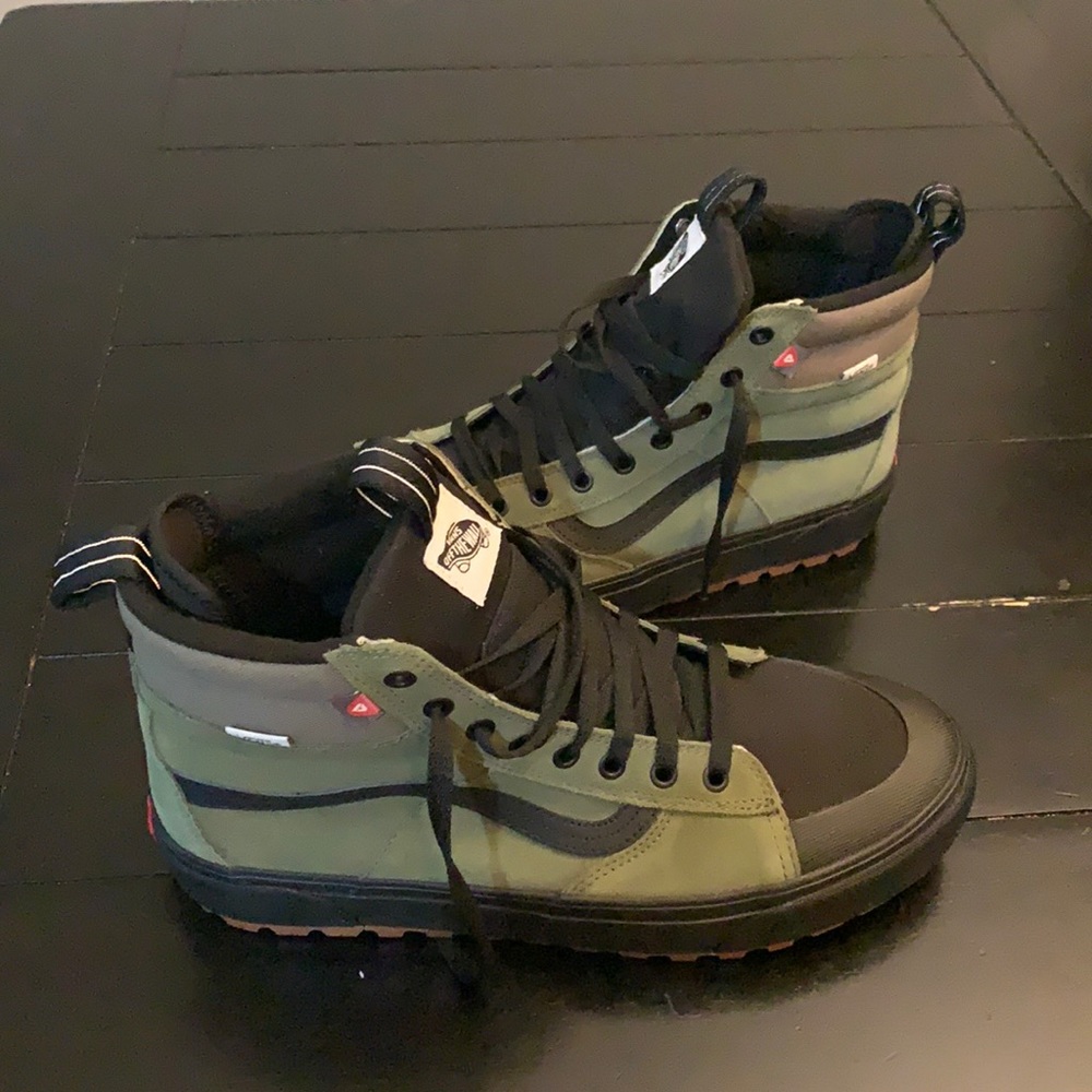 Customs Sk8-Hi MTE 2.0 DX Men’s 11.5